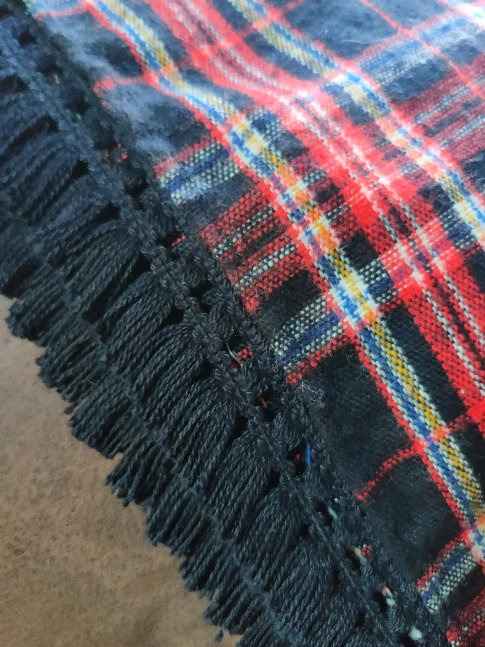 Vintage Plaid Tartan Tablecloth Throw Wool Fringe Square 56x56 Christmas Winter